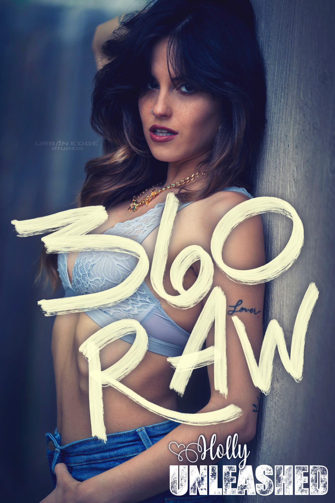 Issue 20 - Holly Unleashed